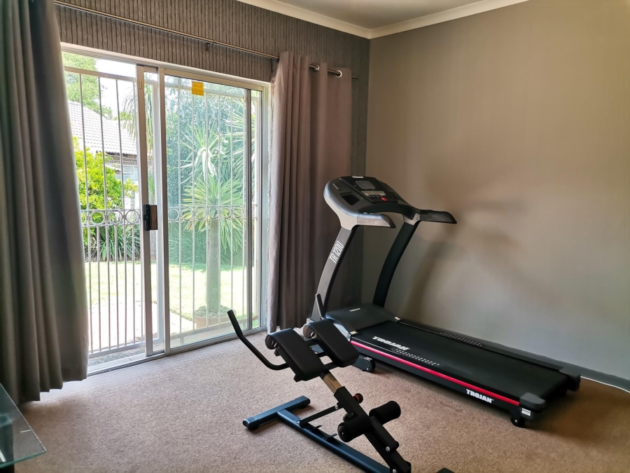 3 Bedroom Property for Sale in Safari Gardens North West